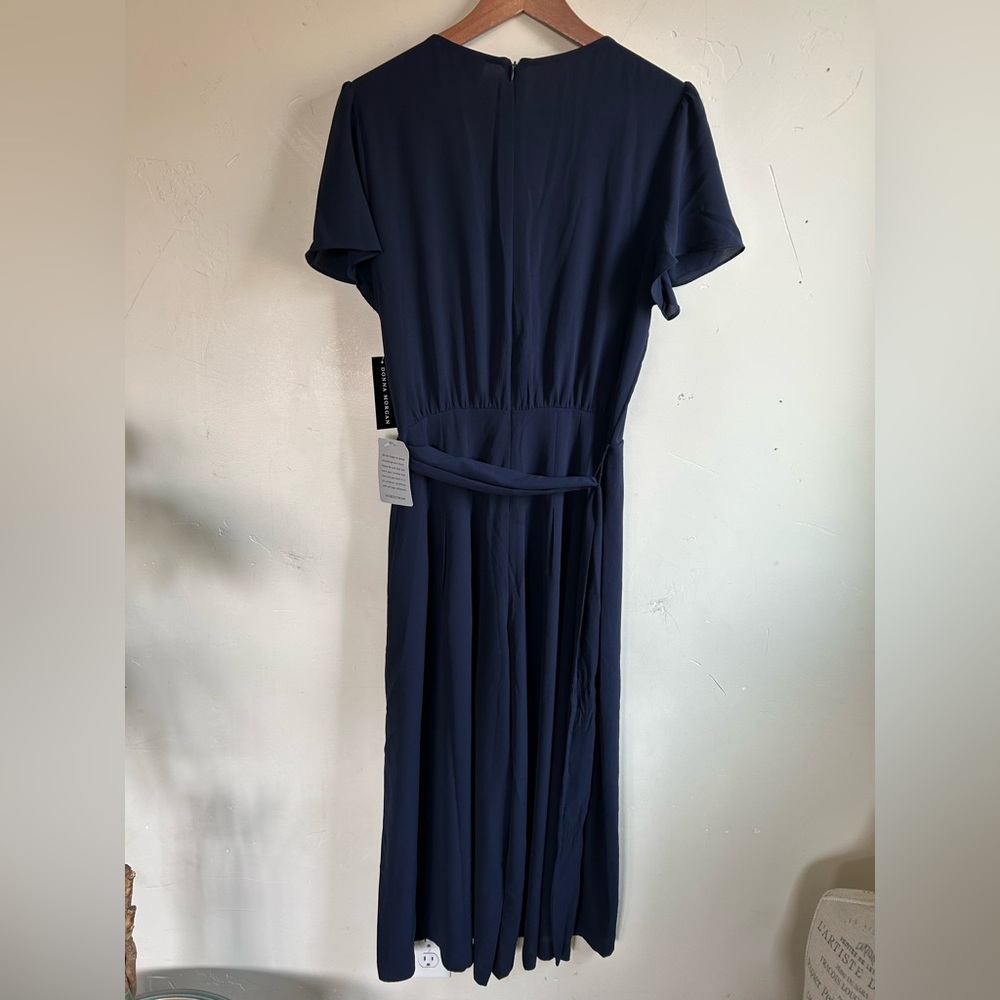 NEW Donna Morgan Crepe jumpsuit 10 wide leg cropped V-neck tie lightweight blue - Picture 5 of 15